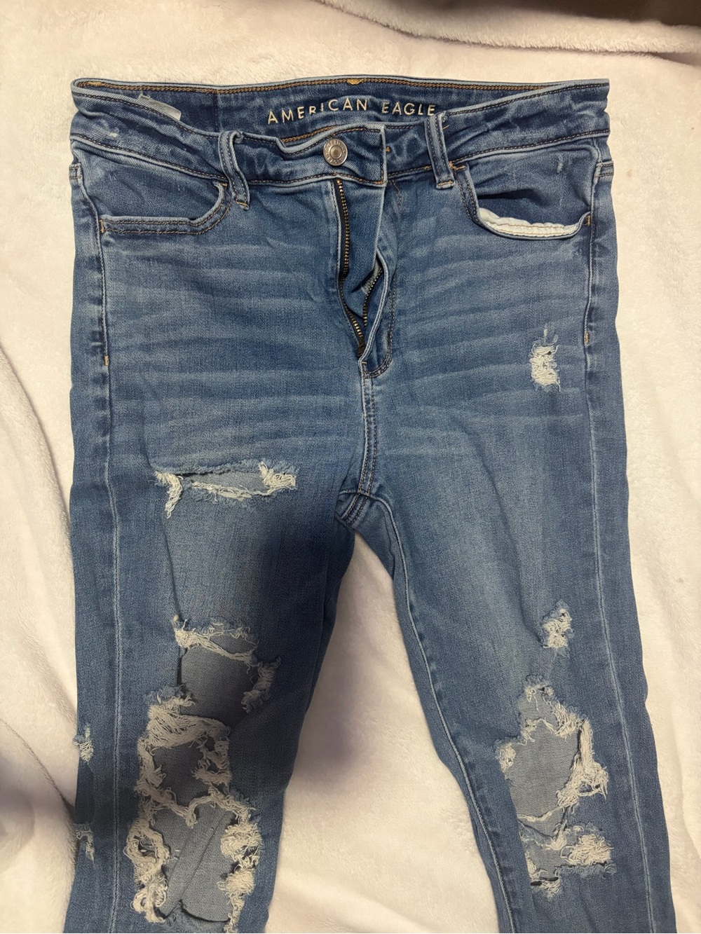 American Eagle Outfitters Light Blue Ripped Skinny Jeans